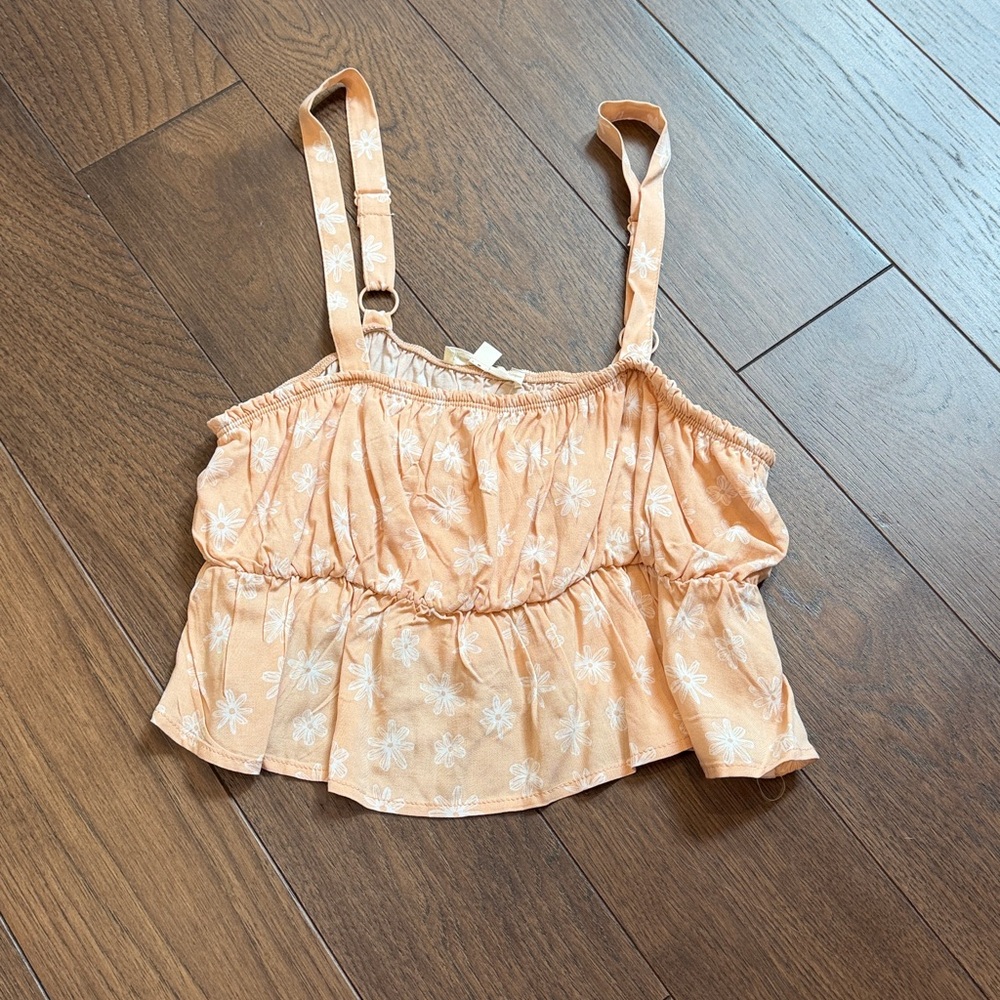 L.A. Hearts Cropped Tank Top Size Medium NWT Peach Floral Print C3-078